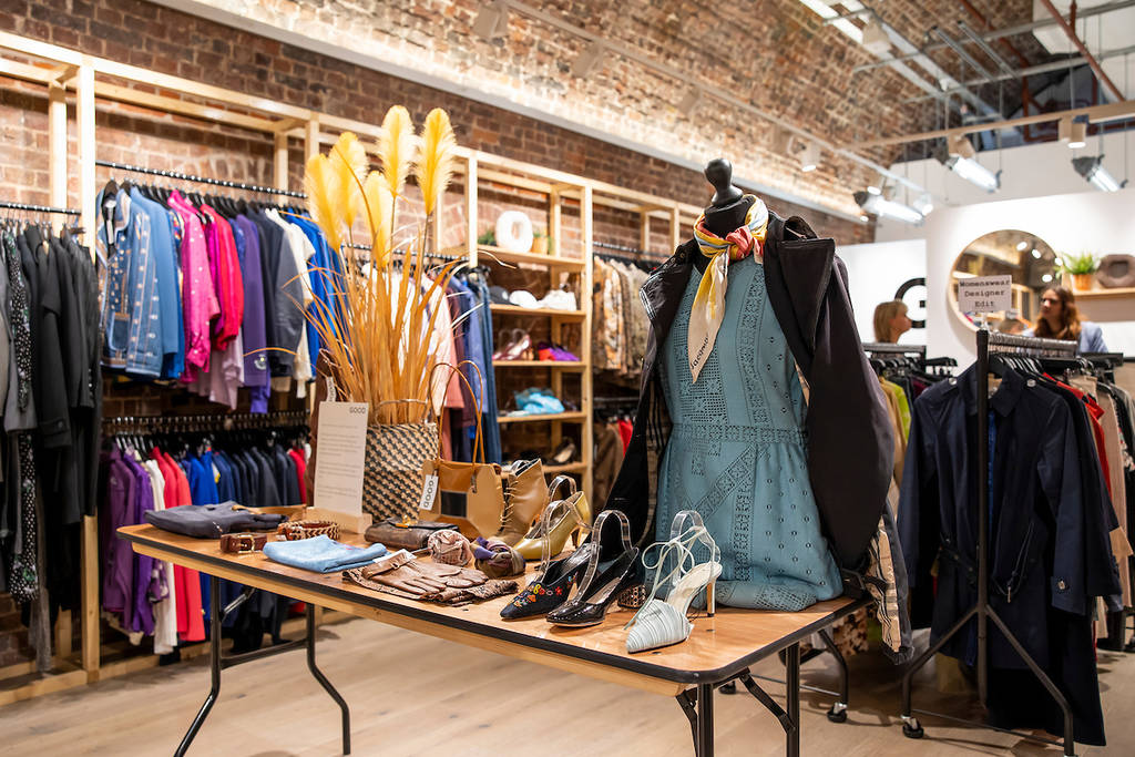 A Second-Hand Clothing Store Has Just Popped Up At Victoria Station