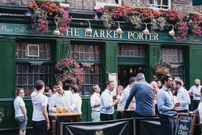 The exterior of The Market Porter pub in Borough Market