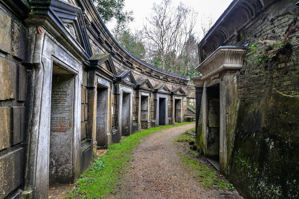 The magnificent tombs at Highgate Cemetery, one of the best things to do in Highgate